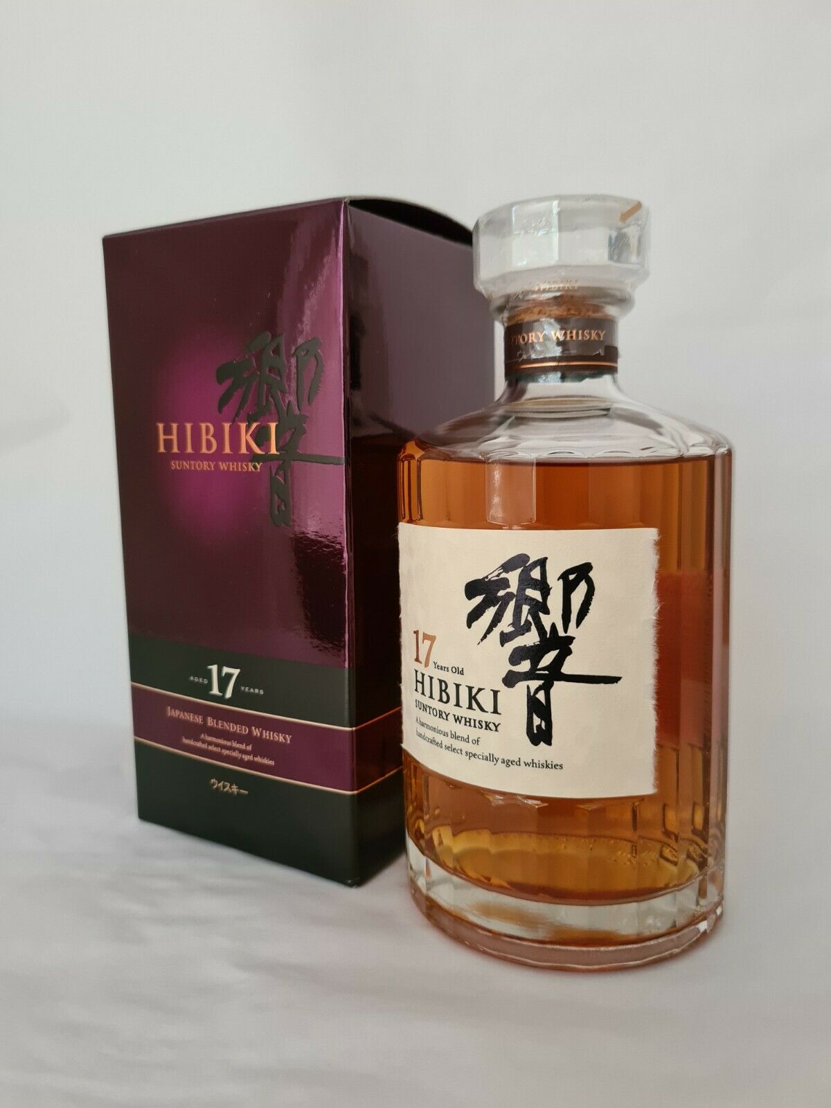 Suntory Hibiki 17 Year Old Blended Japanese Whisky 700ml